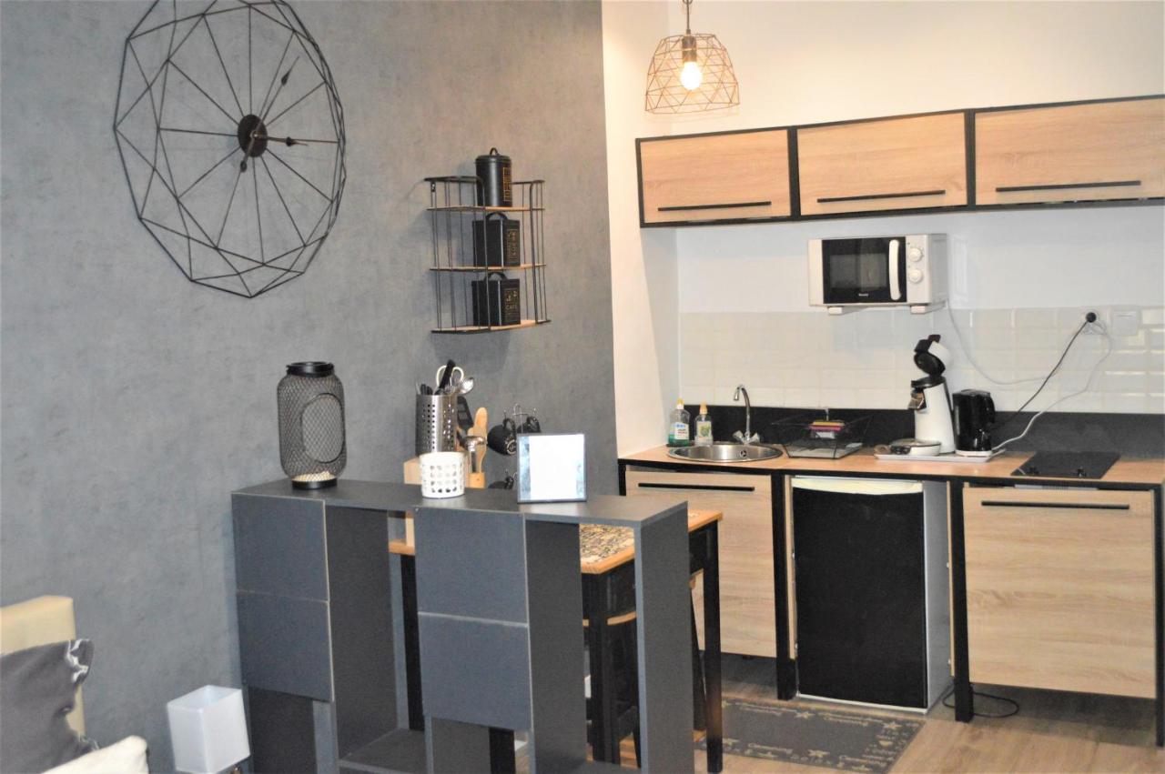 Studio Industriel De Steenia Vieux Port Apartment Marseille Ngoại thất bức ảnh
