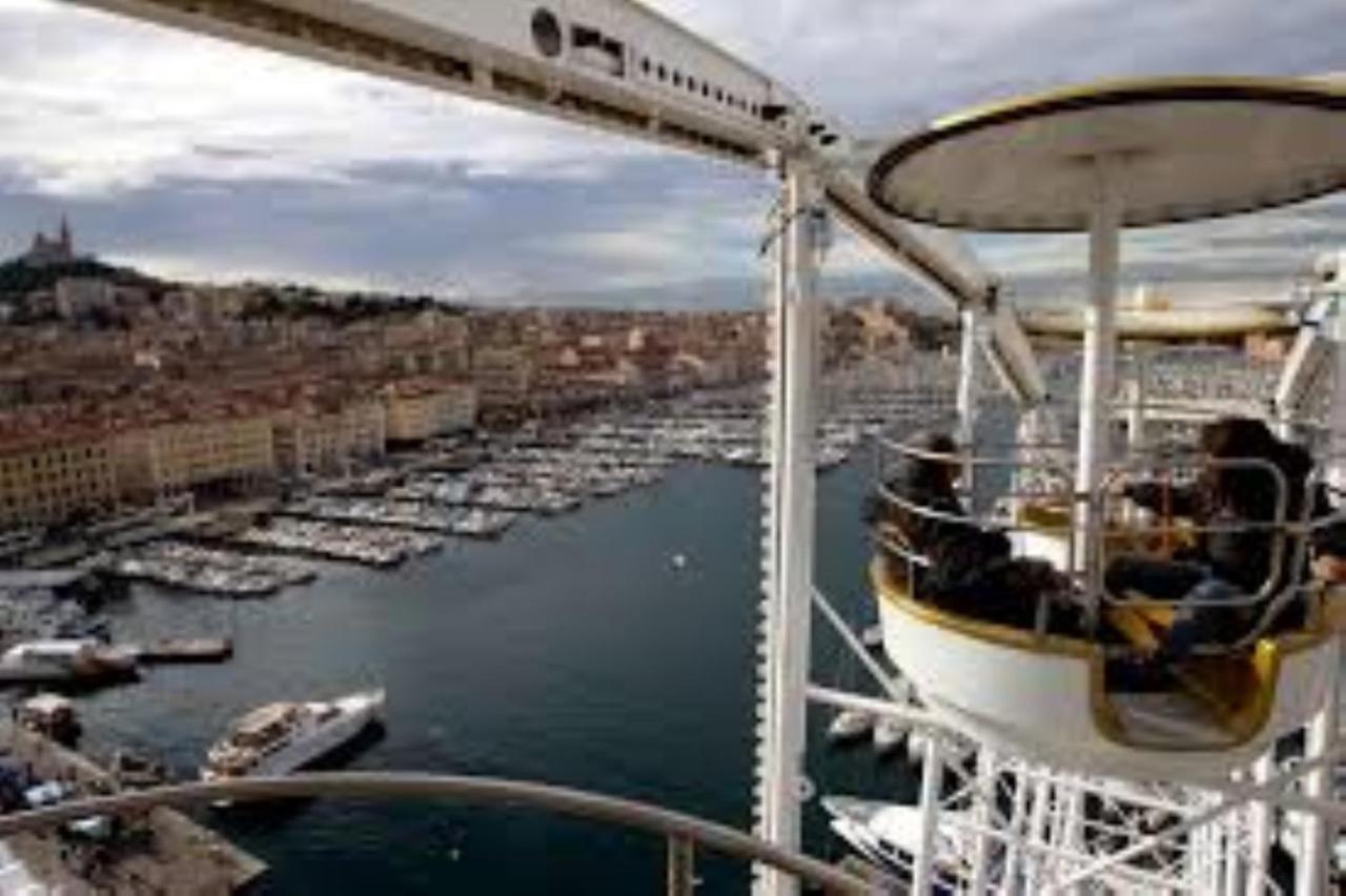 Studio Industriel De Steenia Vieux Port Apartment Marseille Ngoại thất bức ảnh